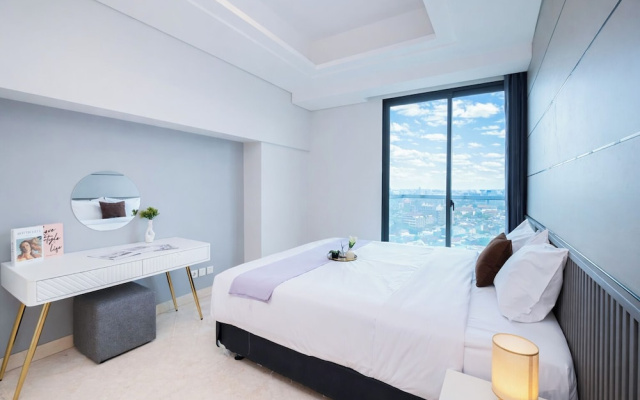 Comfy 2Br With City View At Capitol Suites Apartment