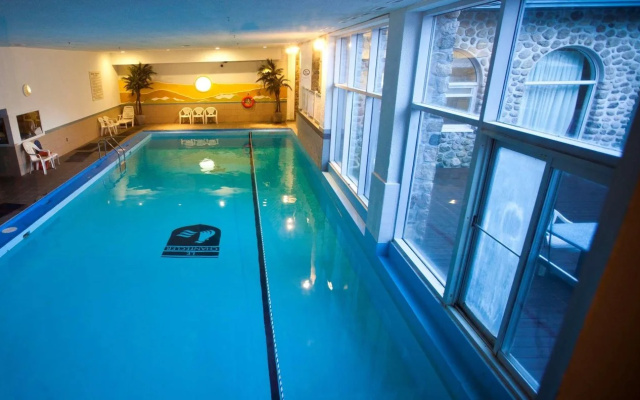 Le Chantecler Hotel
