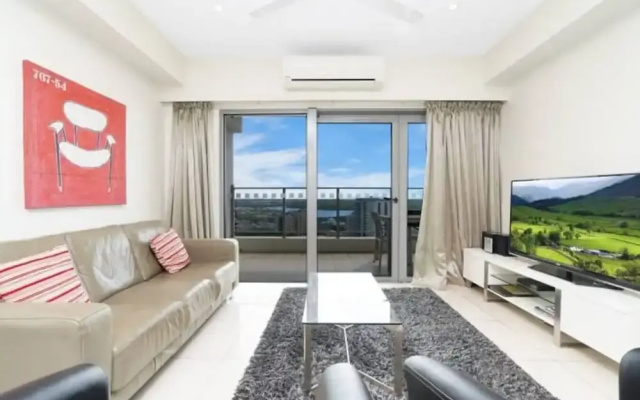 ZEN OCEAN REEF - Cozy 2BR Sea View Apt