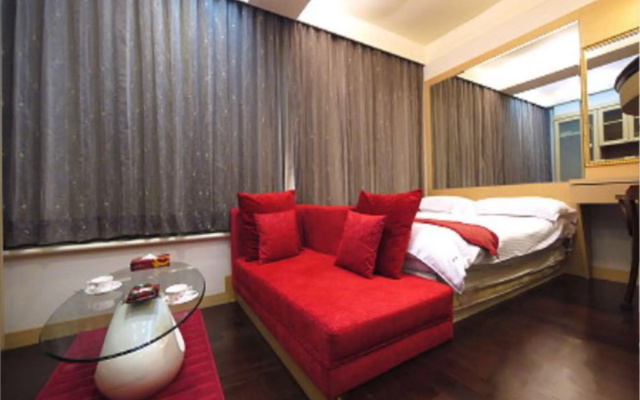 85 Cape Suites