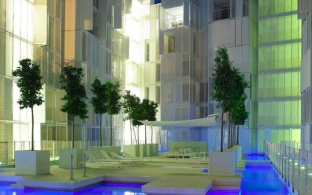 Pool Apartment