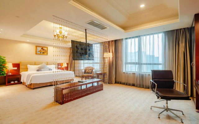 Sovereign International Hotel