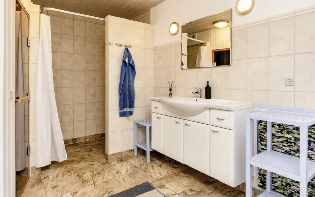 5 Star Holiday Home in Hals