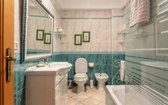 Wonderful Flats with Pool by Host Wise