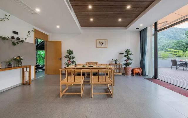Chuxiu Hot Spring Boutique Homestay