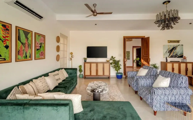 Villa Avalon in Parra
