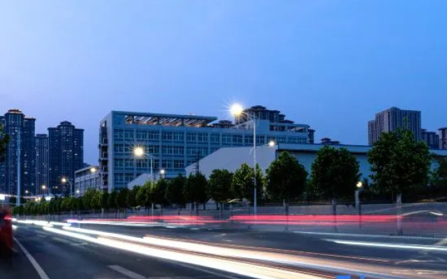 Jinyi Hotel (Zhengzhou High-tech Vanke Plaza & Zhengzhou University Branch)