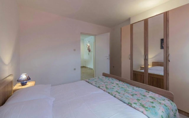 Nice Home in Sisan With Wifi and 3 Bedrooms