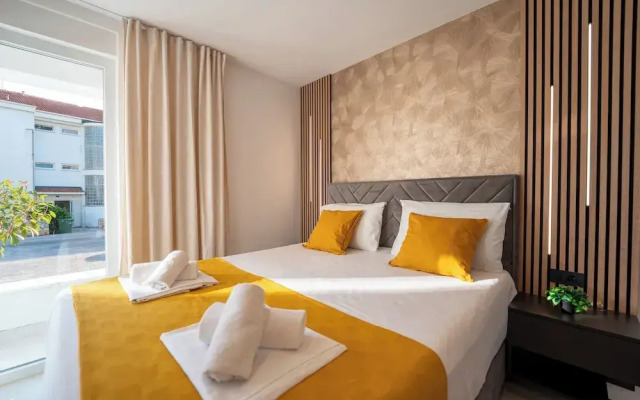 Relax apartment with private pool I