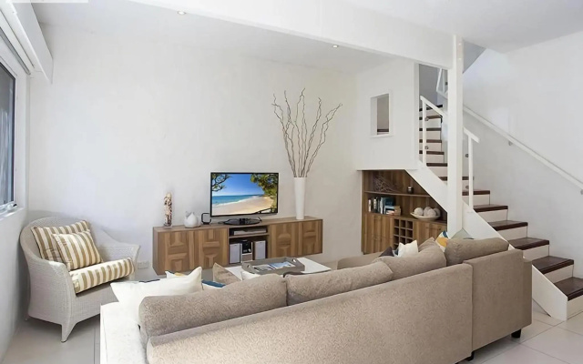 Little Cove Townhouse 9 Pandanus Street 14
