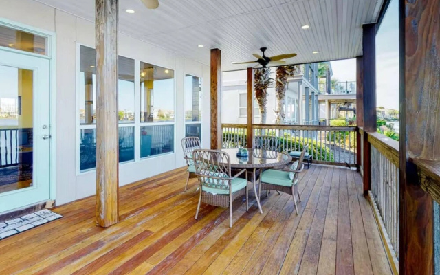 Destiny Beach Villa's 23A by Destin Getaways