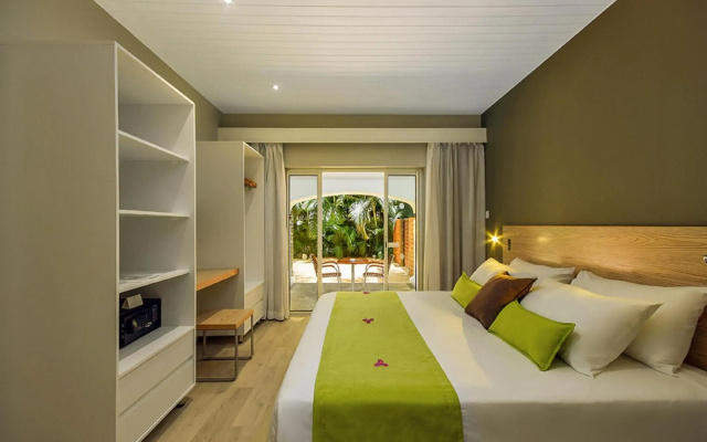 Mauricia Beachcomber Resort & Spa