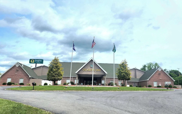 Quality Inn Dublin I-81