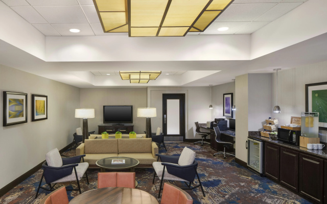 Hilton Arlington