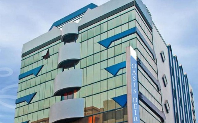 Oasis Deira Hotel вид на фасад
