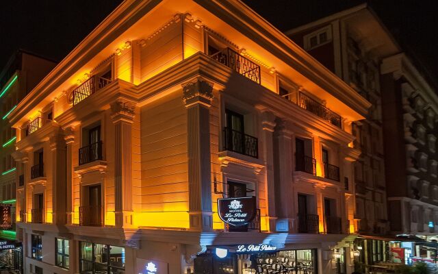 Le Petit Palace Hotel Турция, Стамбул - 4 отзыва об отеле, цены и фото номеров - забронировать отель Le Petit Palace Hotel онлайн вид на фасад