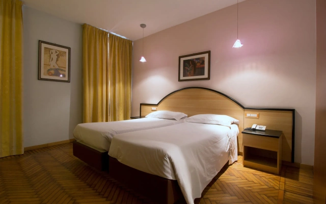 Hotel Touring