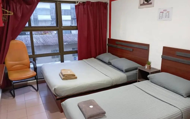 Evonne Budget Hotel