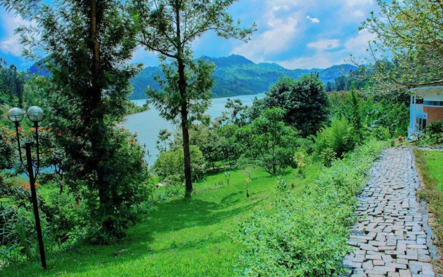Kivu Breeze Hotel
