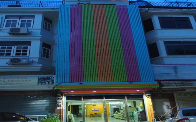 Donmueang Airport Residence Hostel вид на фасад