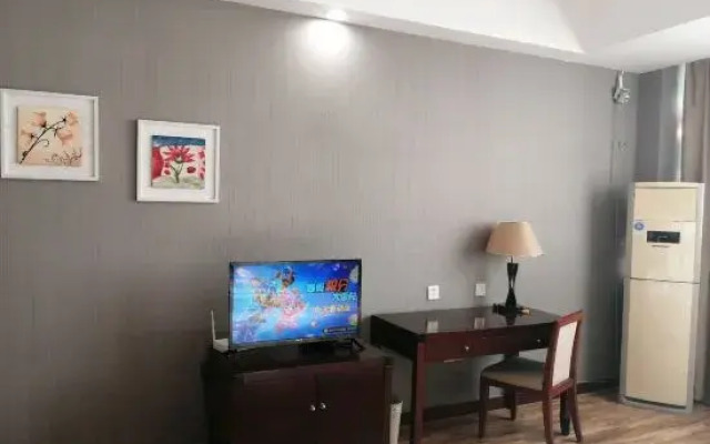 QMAX Peninsula Hotel (Huainan Top 100 Business and Trade)