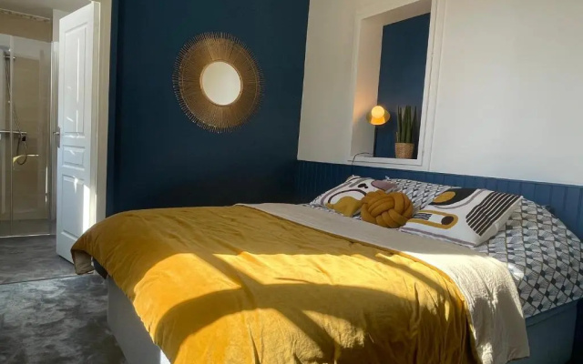 Beaux-arts • 2 chambres 2 SDB • Parking privé