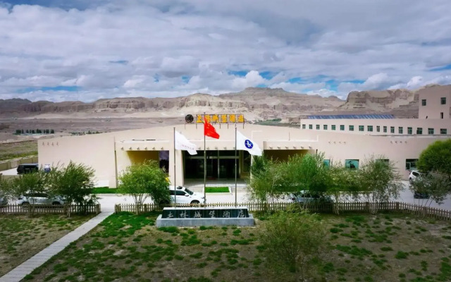 Tulin Castle Hotel