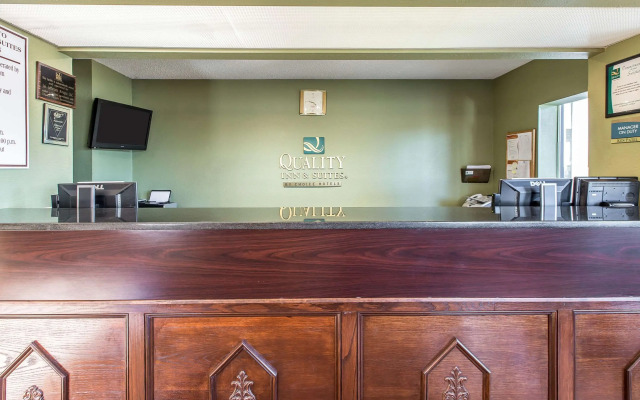 Quality Inn & Suites Macon North