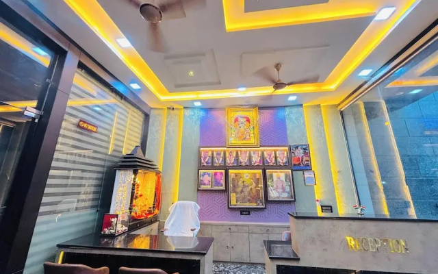 Hotel sadhana palace
