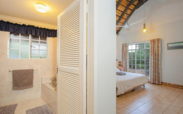 NJIRI LODGE - Your part of Africa