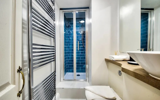 Cool Stockbridge Apartment - Edinburgh New Town
