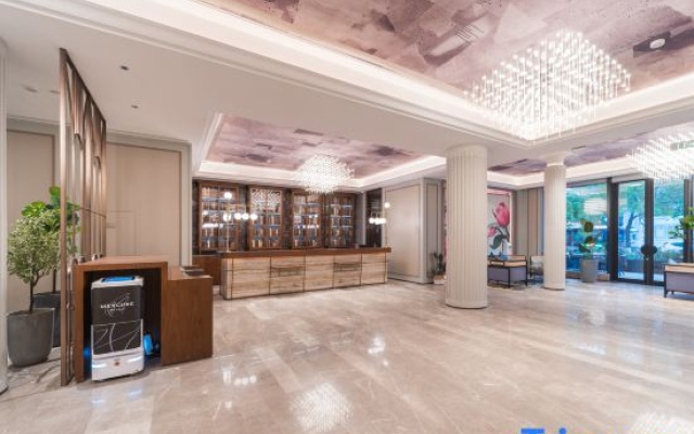 Mercure Hotel  May Fourth Plaza, Qingdao