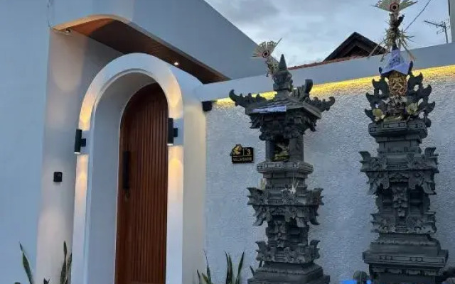 New Spacious Two Bedroom Pool Villa Near Sanur
