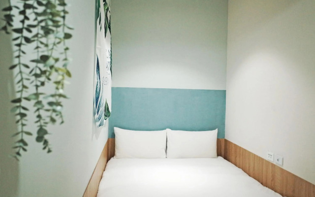 Paper Plane Hostel