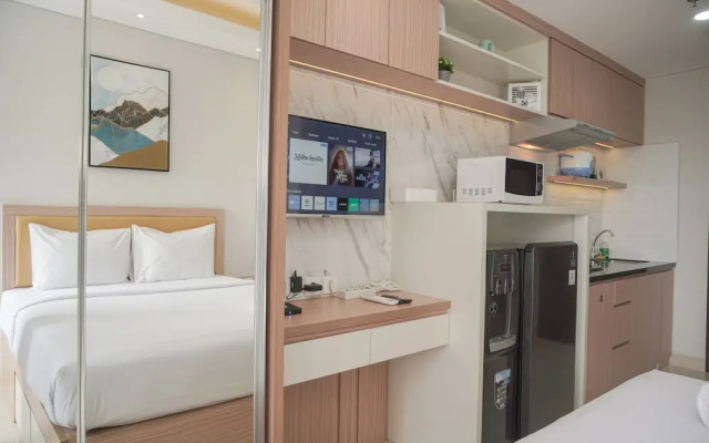 Warm And Minimalist Studio Transpark Bintaro Apartment