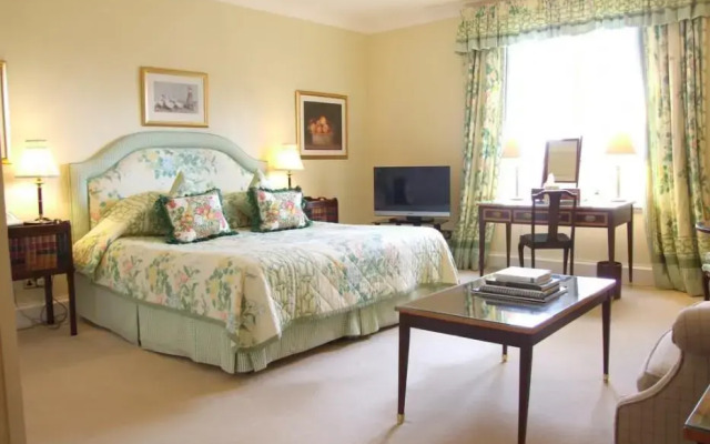 Kinloch House