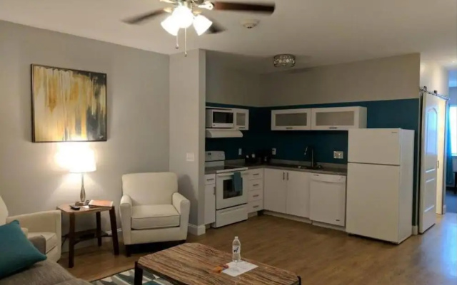 The Acorn Suites