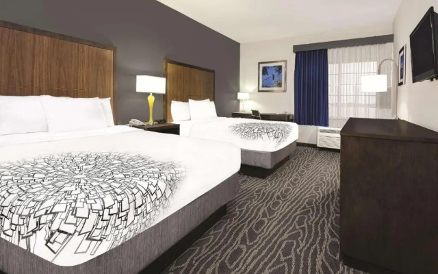 La Quinta by Wyndham Mercedes
