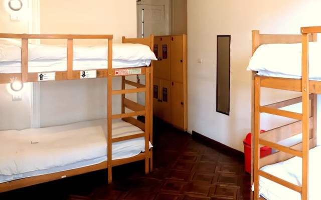 1900 Hostel