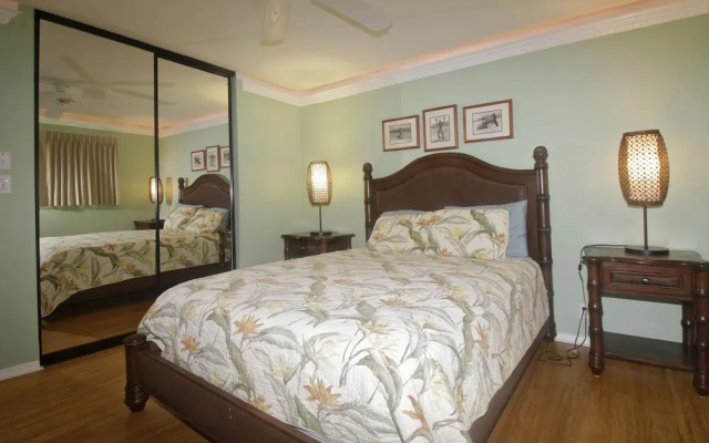 Menehune Shores 405 2 Bedroom Condo