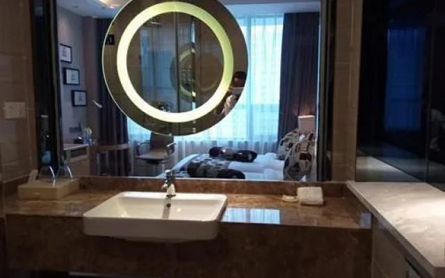 Xianning Youth Theme Hotel
