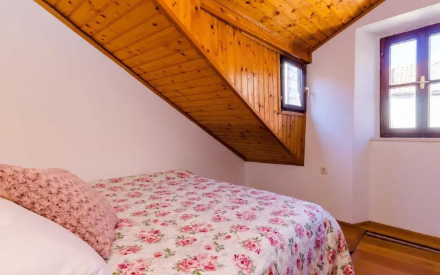 Holiday Home St George - Two Bedroom Apartment With City View
