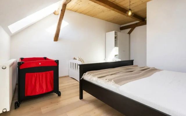Villa in Rudnik With Private hot tub