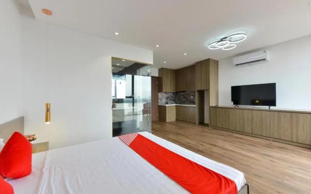 BH Riverside Hotel