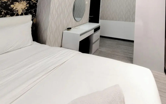 Monochromatic Modern 1Br At Tamansari Prospero Sidoarjo Apartment