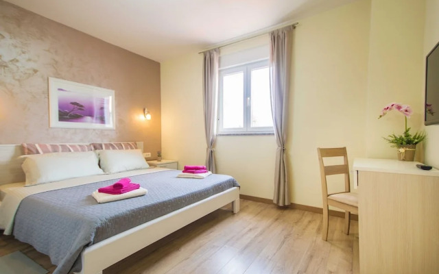 Modernly Equipped Holiday House Near Rovinj With a Private Pool