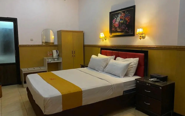 Anggraeni Hotel Ketanggungan