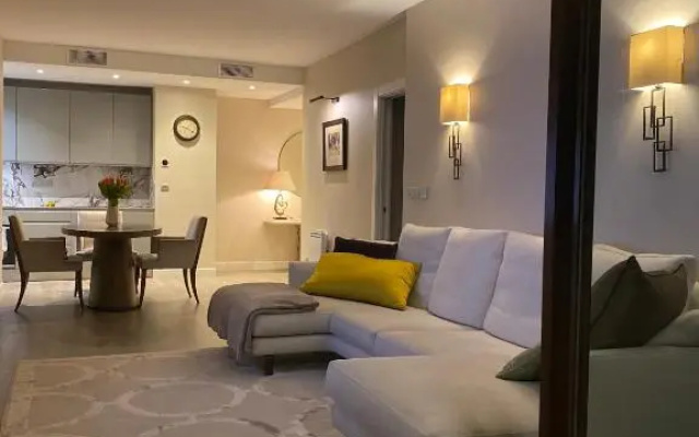 Luxury flat, large sea view terrace, top location