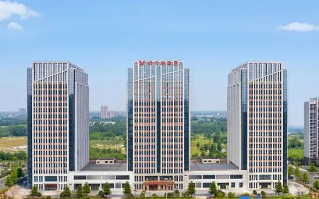 Vienna Hotel ( Ji'an Luling Avenue Branch)