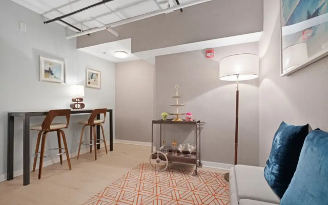 Global Luxury Suites at Monroe